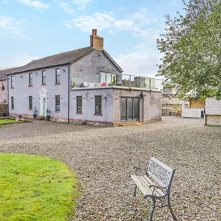 North Plain Barn * Bowness-on-Solway